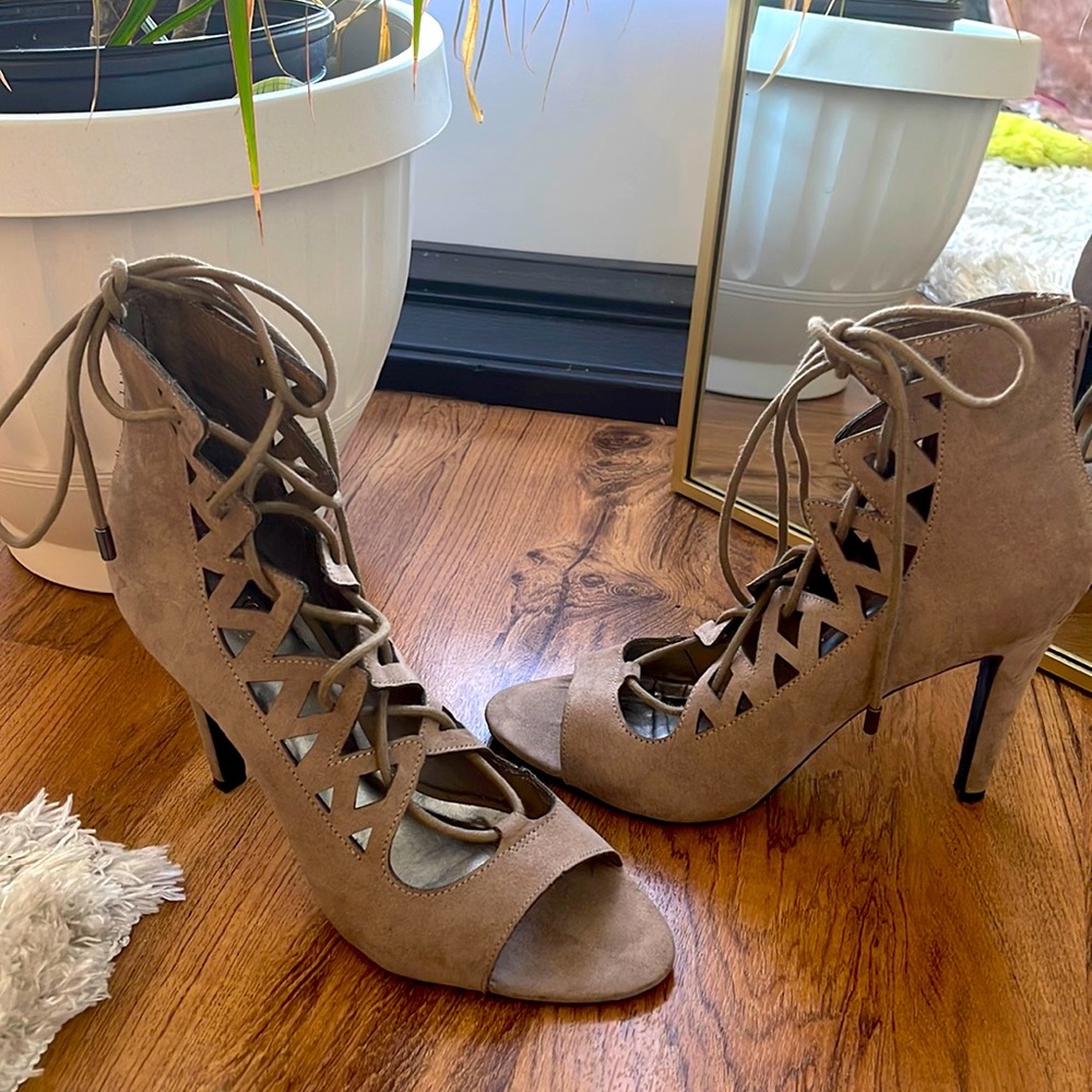 Taupe tie up heels 3.5 inch heel